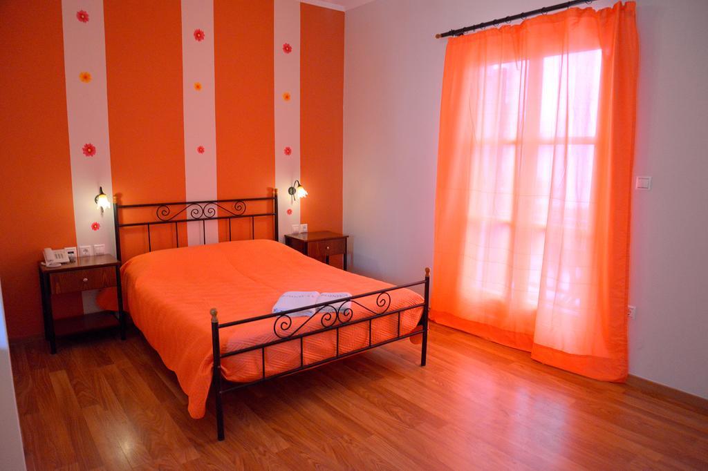 Finikas Studios Adamantas  Dış mekan fotoğraf