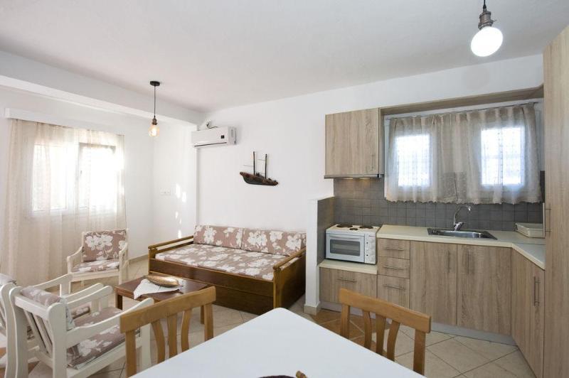 Finikas Studios Adamantas  Dış mekan fotoğraf