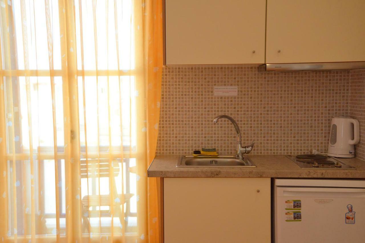 Finikas Studios Adamantas  Dış mekan fotoğraf